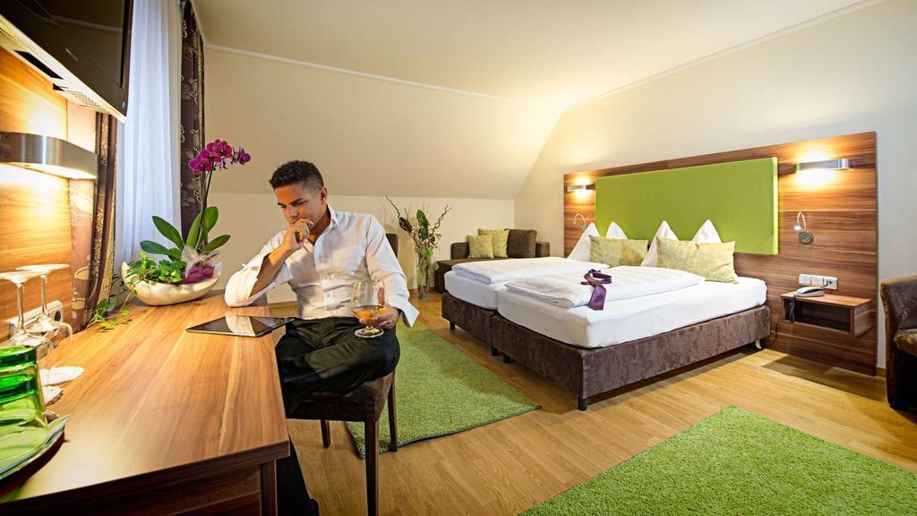 Hotel Restaurant Haeupl Seewalchen Exteriér fotografie